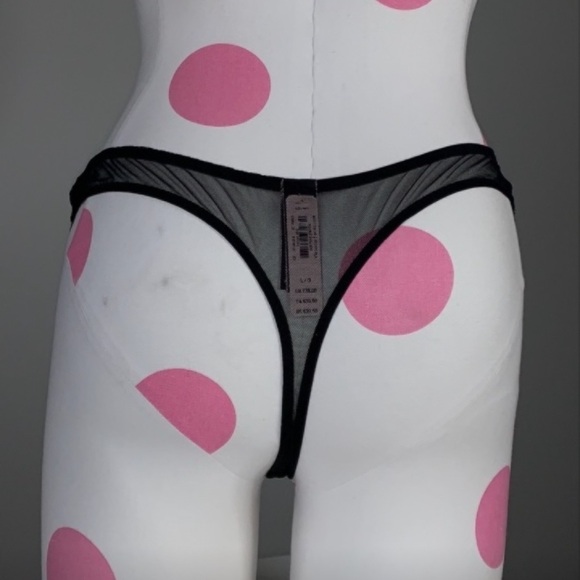 Victoria’s Secret Appliqué Panty - Picture 3 of 4